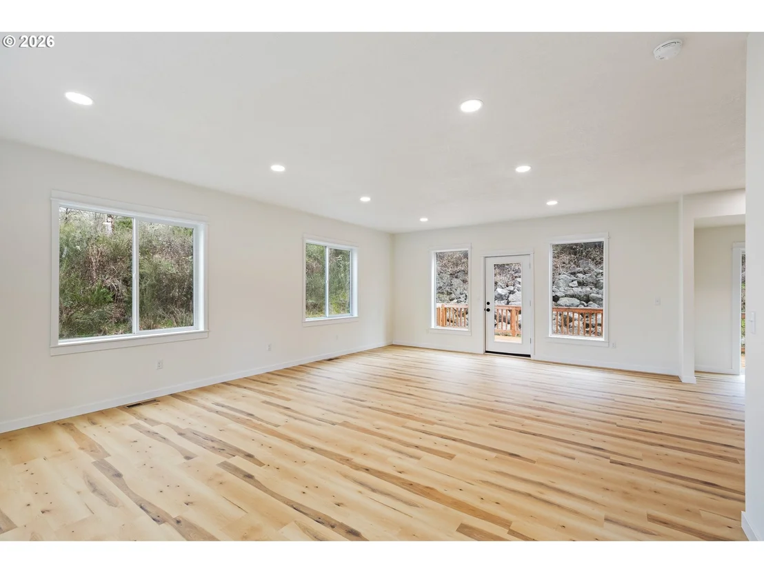 Photo of 610 TERRACE DR
