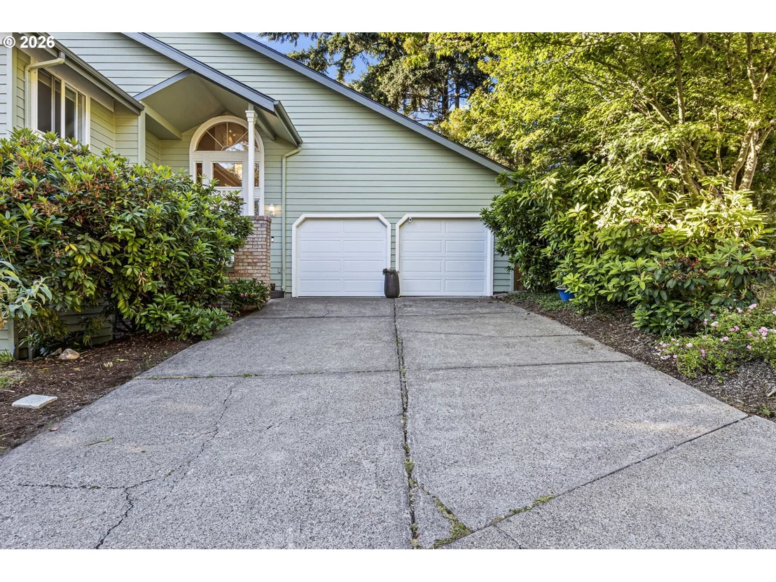 Photo of 2533 MOON MOUNTAIN DR