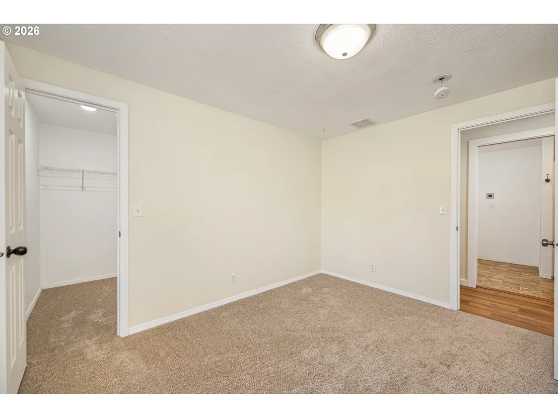 Photo of 3990 DOUGLAS DR