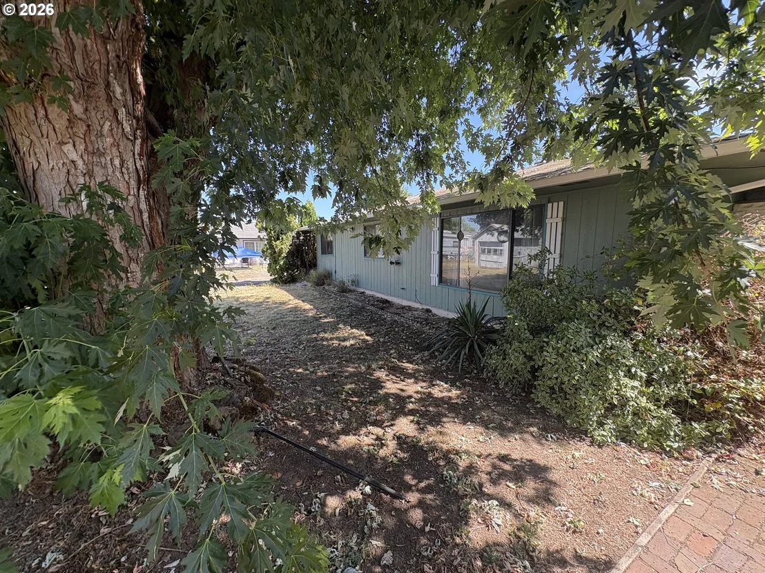 Photo of 392 S 37TH ST