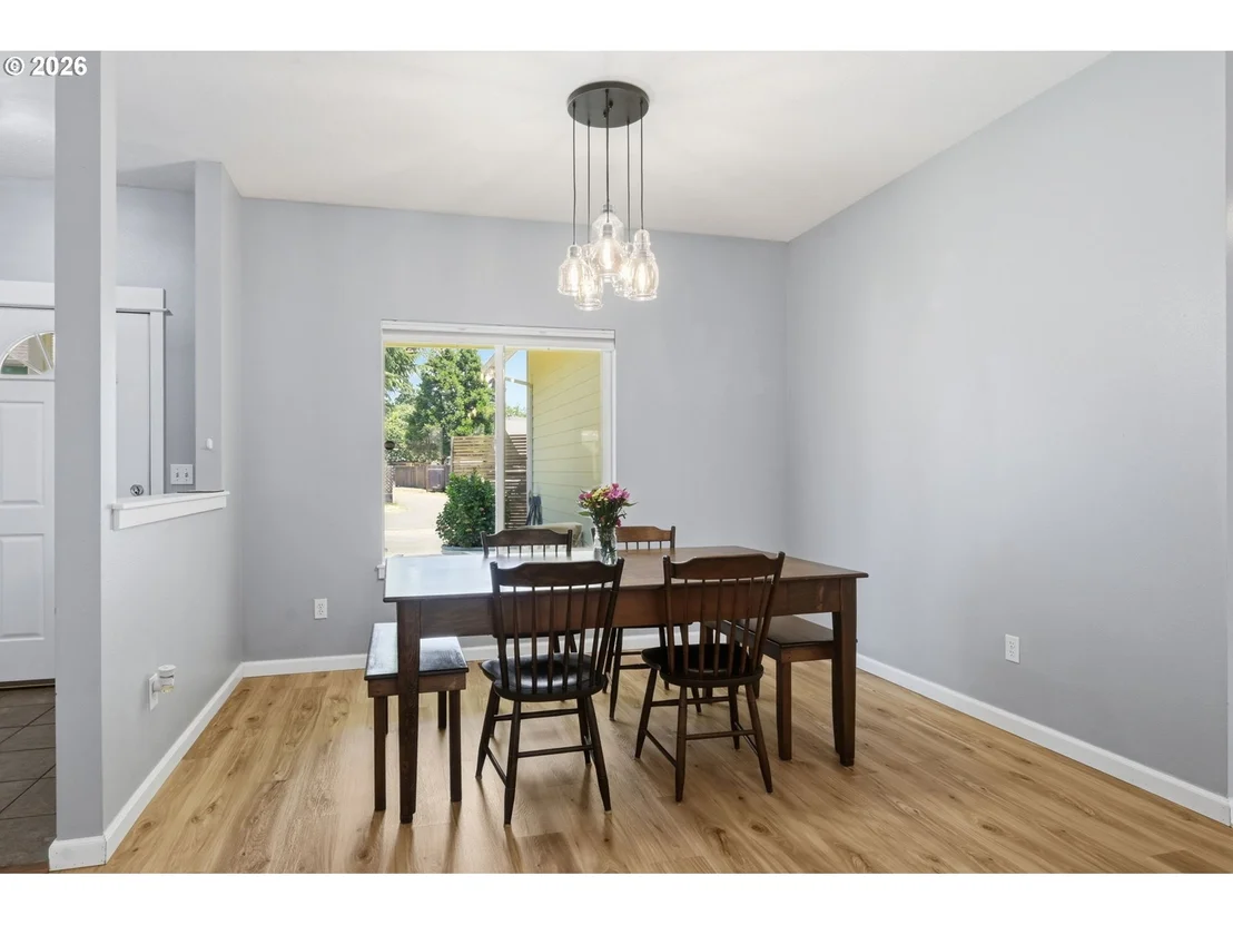 Photo of 2910 RIVER RD