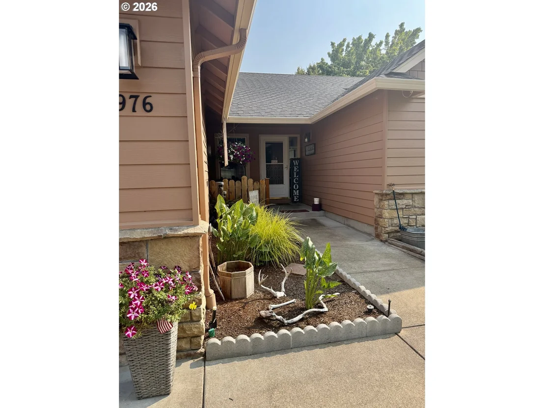 Photo of 5976 FIRESTONE DR