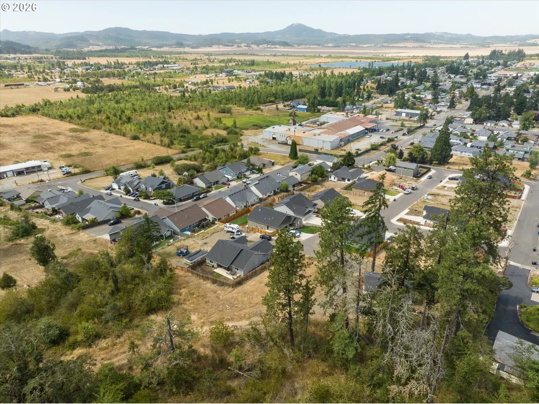Photo of 775 BOULDER LOOP