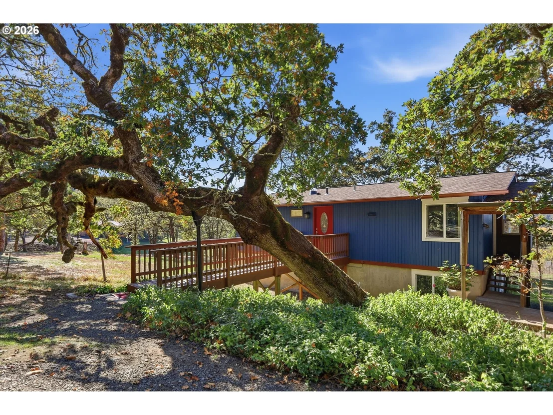 Photo of 29127 GIMPL HILL RD