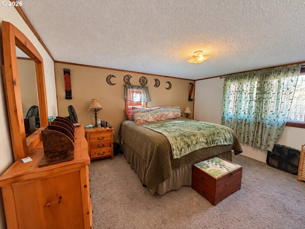 Photo of 450 TIARA ST