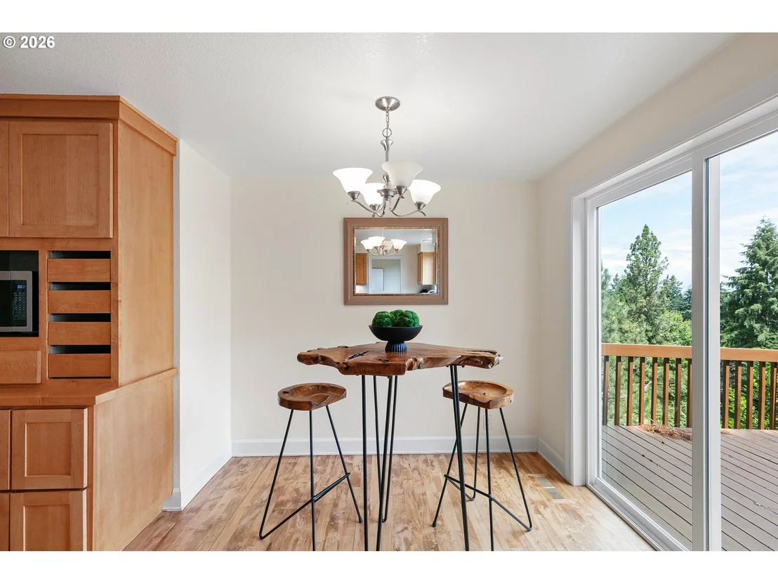 Photo of 3335 BENTLEY AVE