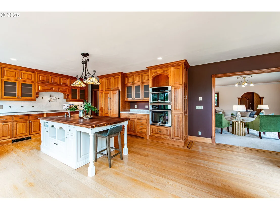 Photo of 441 W D ST