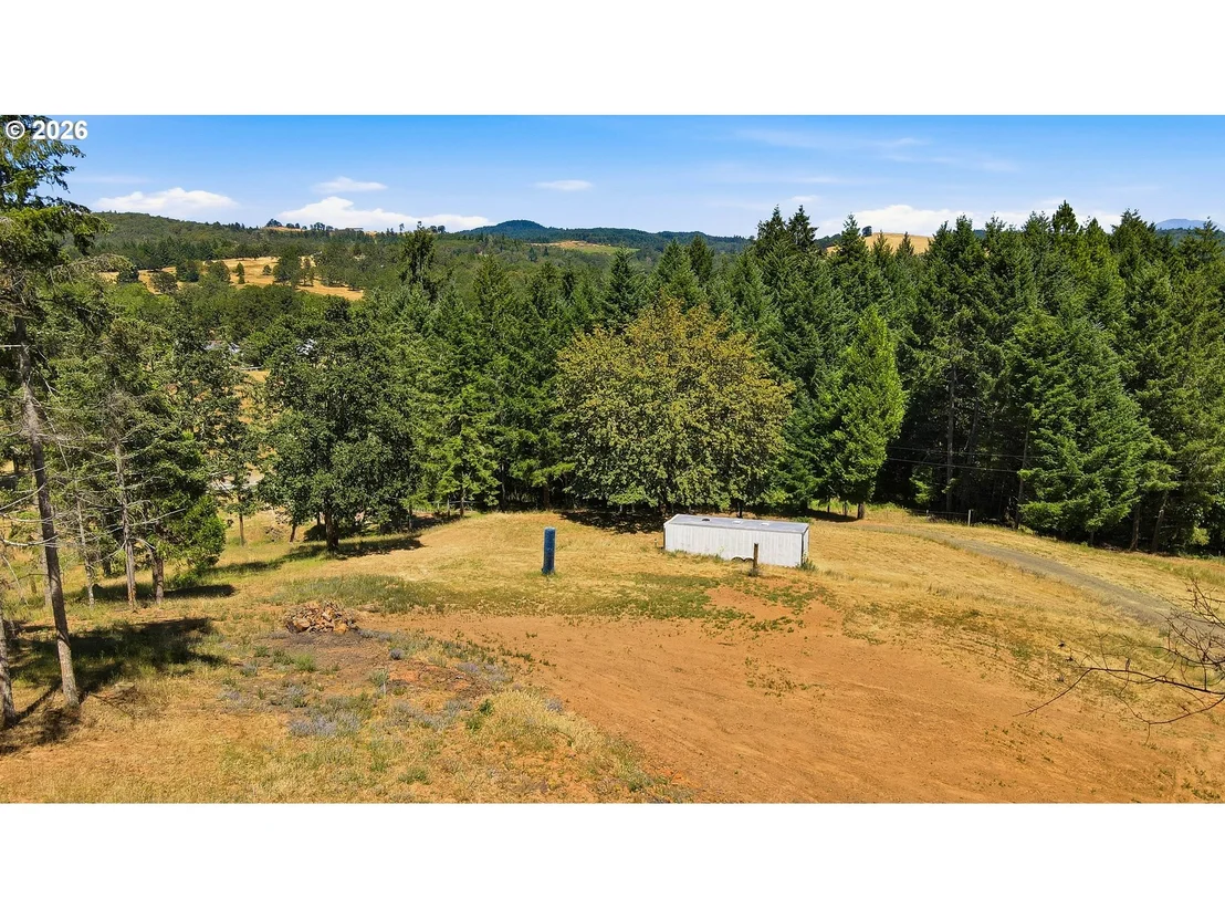 Photo of 1060 MURDOCK DR