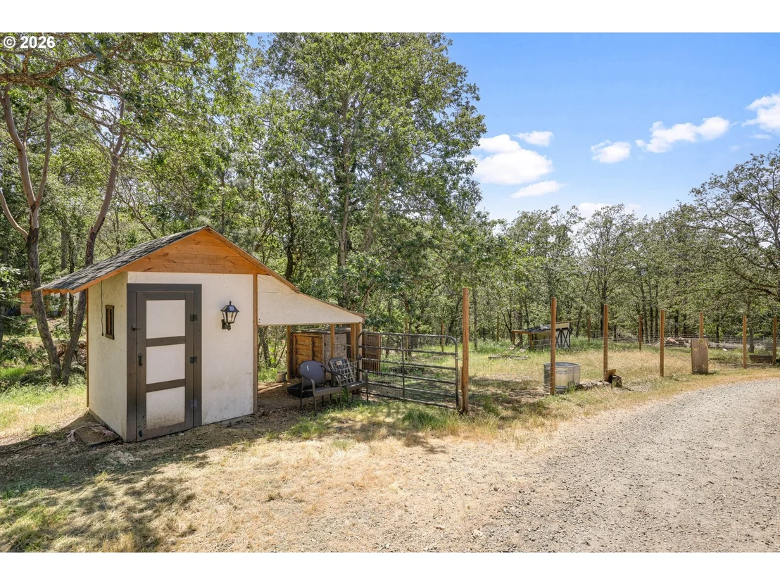 Photo of 235 DEARING WAY