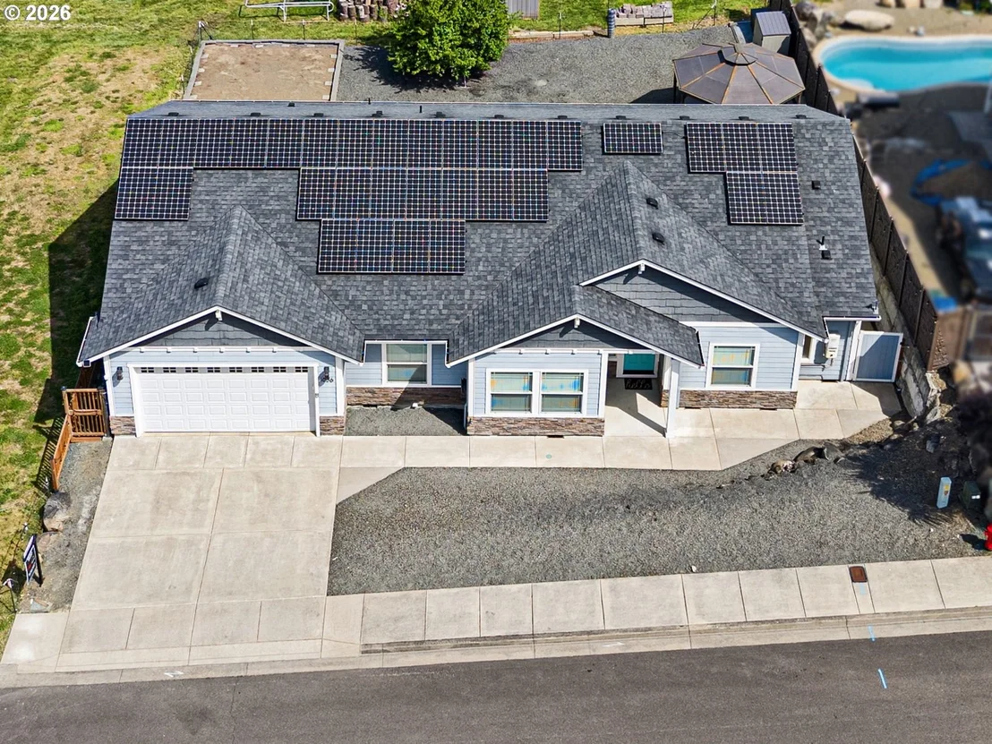 Photo of 1056 RUBY CLAIR DR