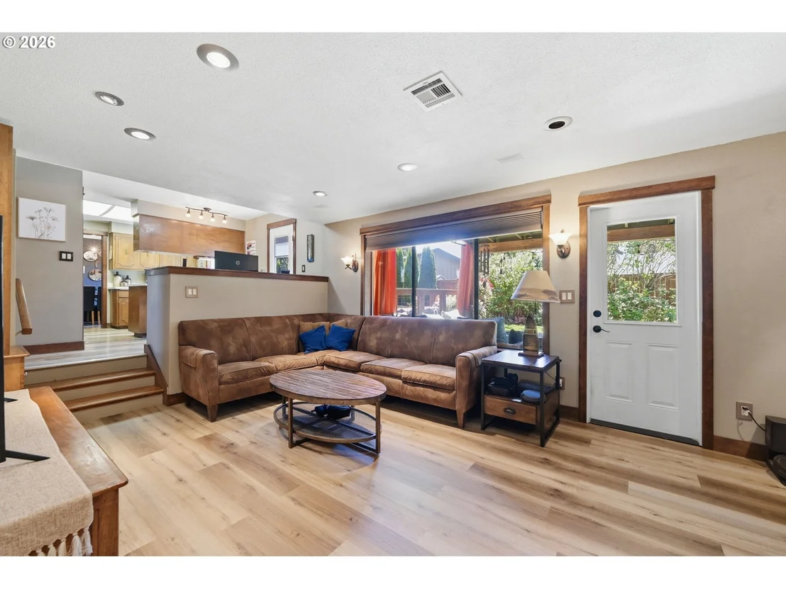 Photo of 426 CARTHAGE AVE