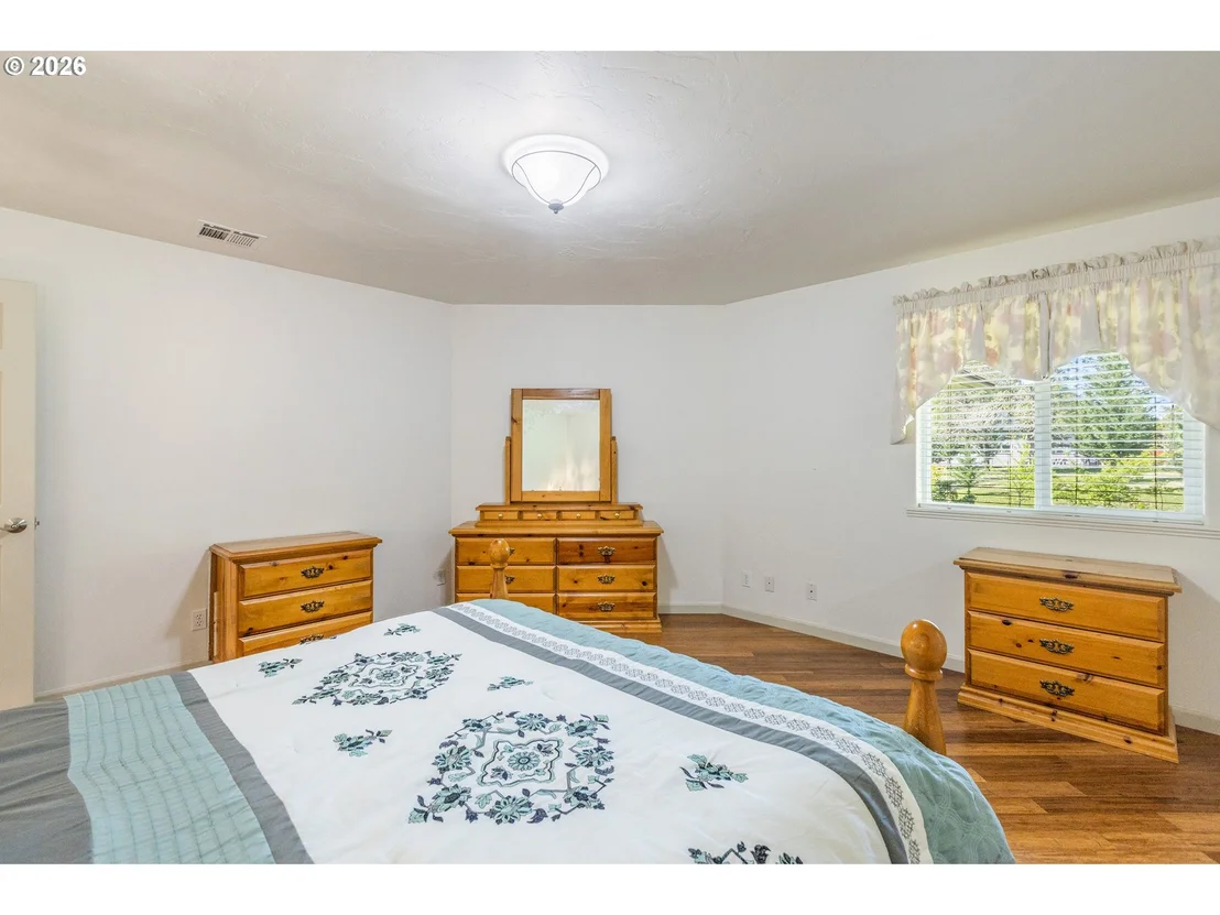 Photo of 757 ECHO DR