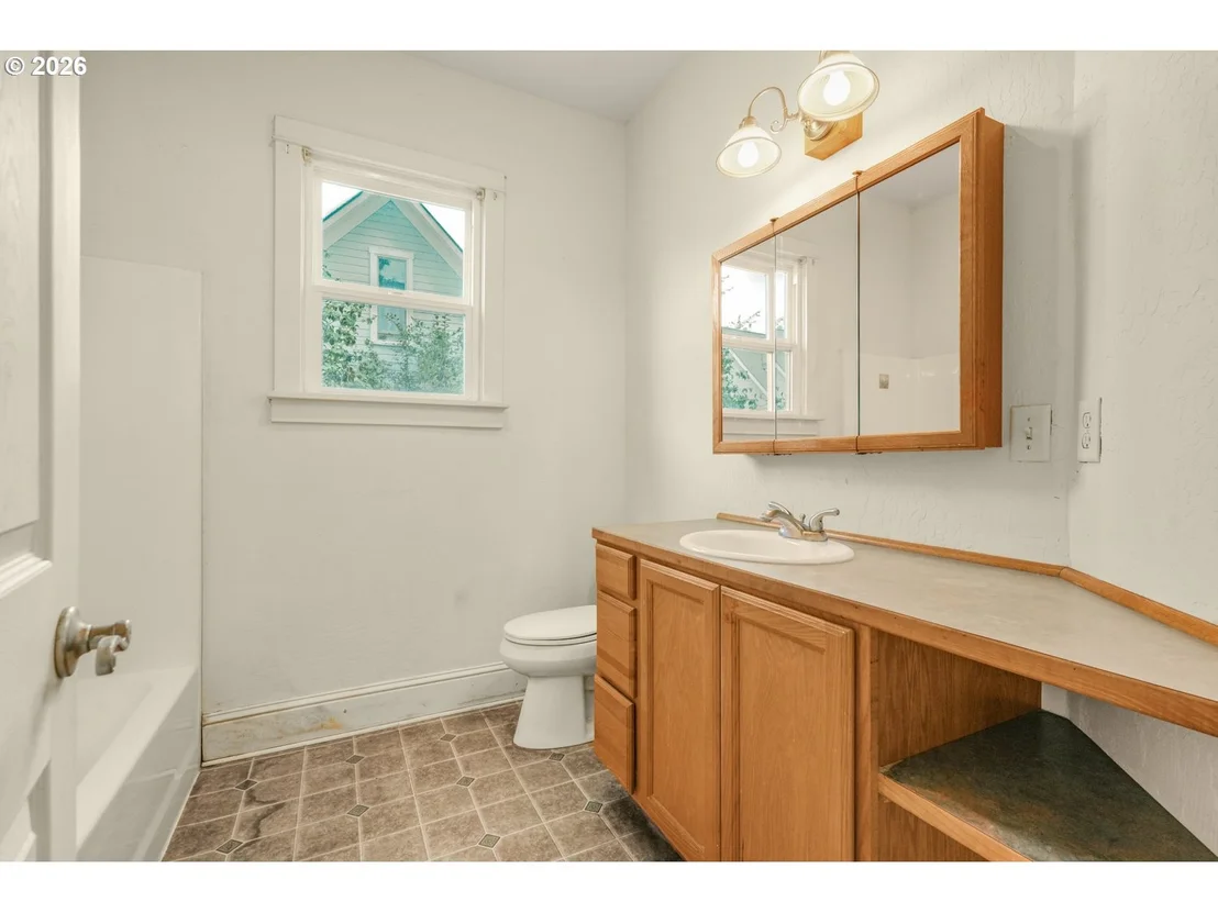 Photo of 482 S 4TH ST