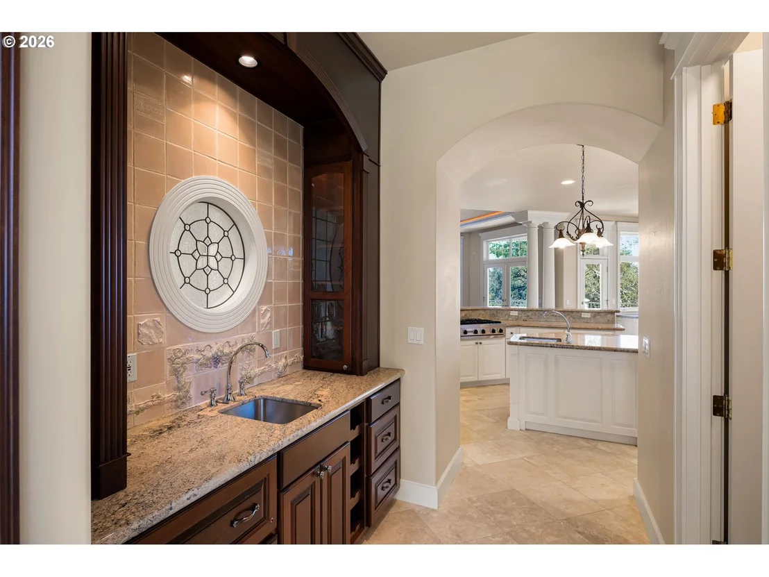 Photo of 2663 RIDGEMONT DR