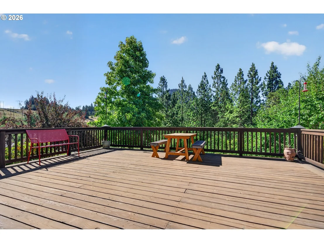Photo of 207 W 52ND AVE