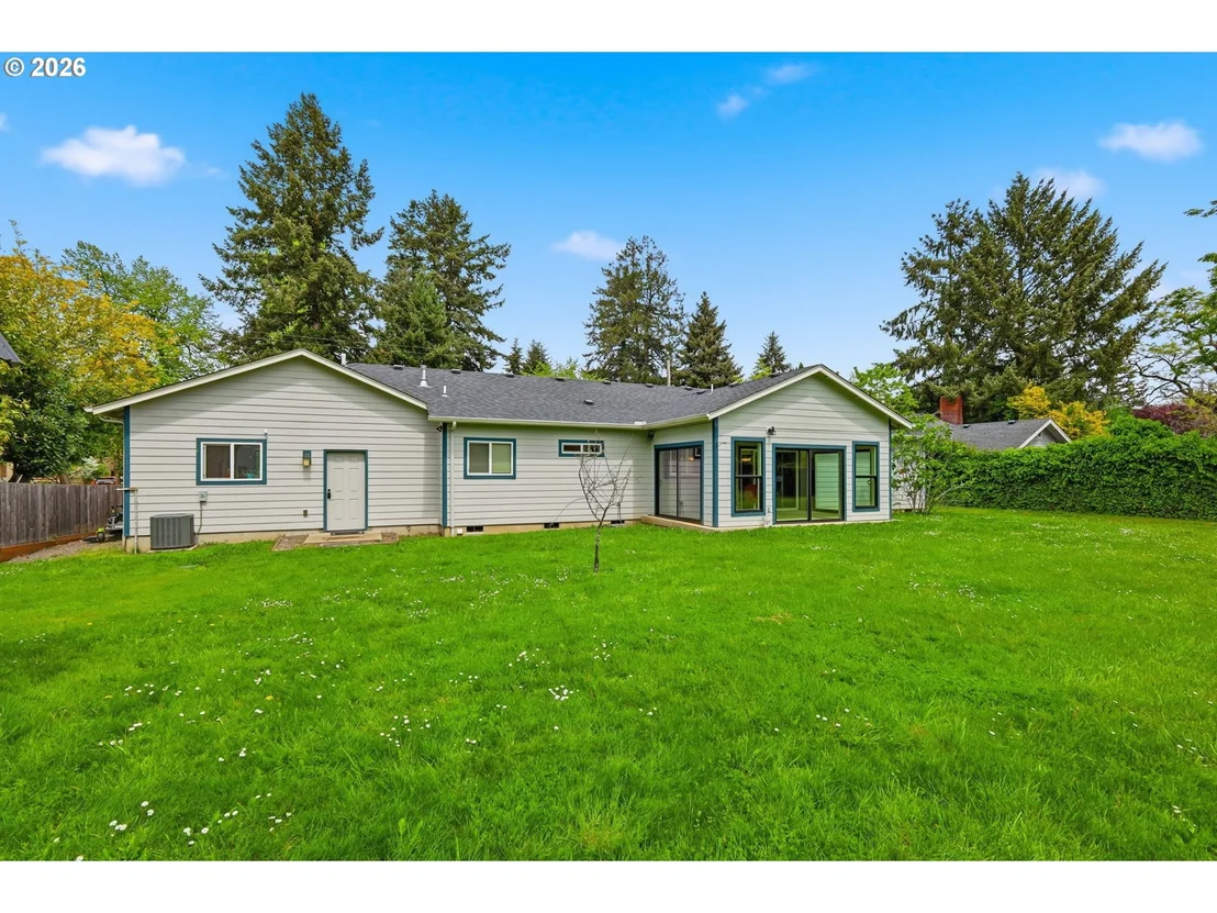 Photo of 106 HANSEN LN