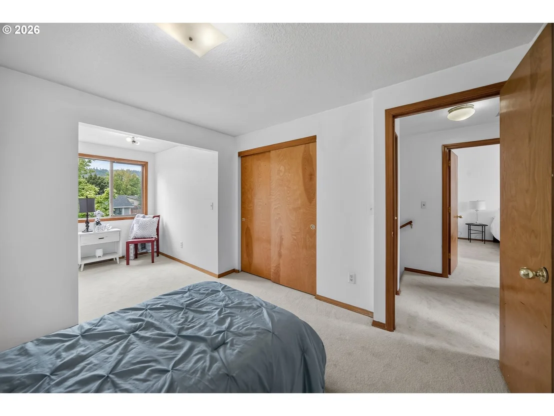 Photo of 212 SUNSET DR