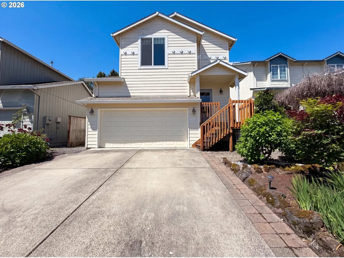 Photo of 3344 OAKCREST DR