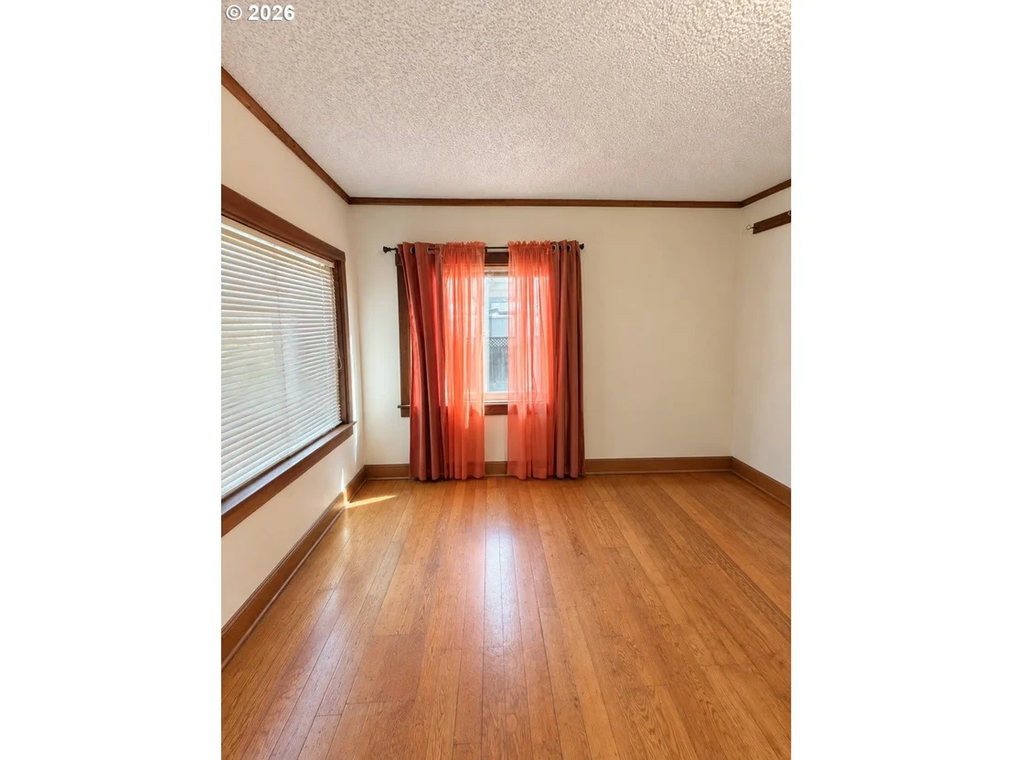 Photo of 450 TIARA ST