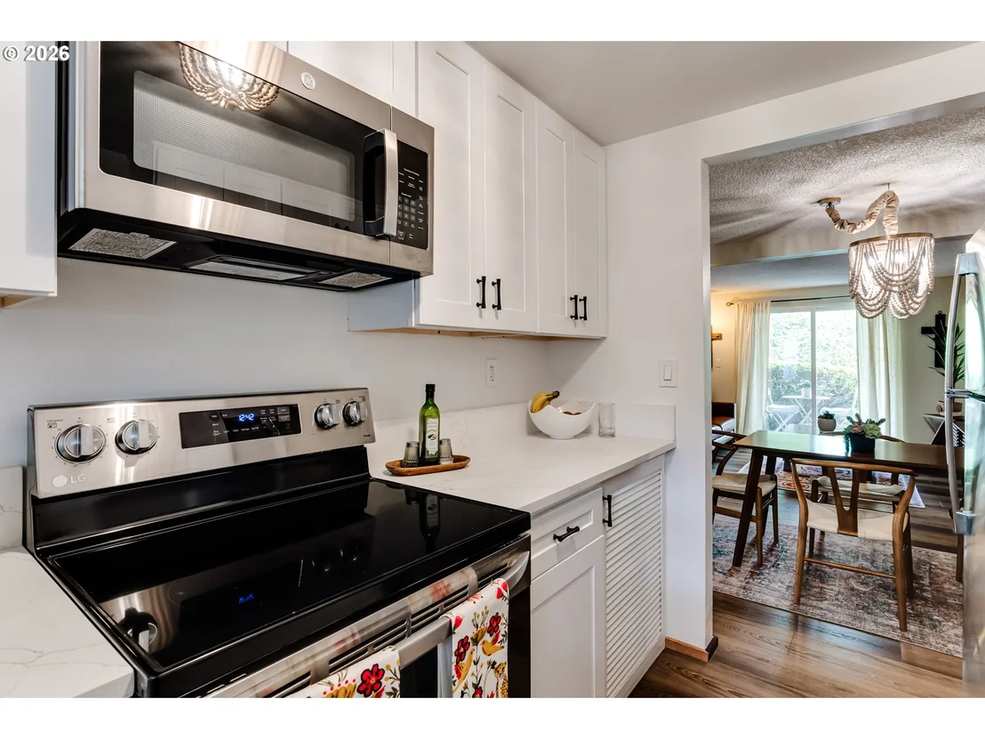 Photo of Unit A at 4083 DONALD ST