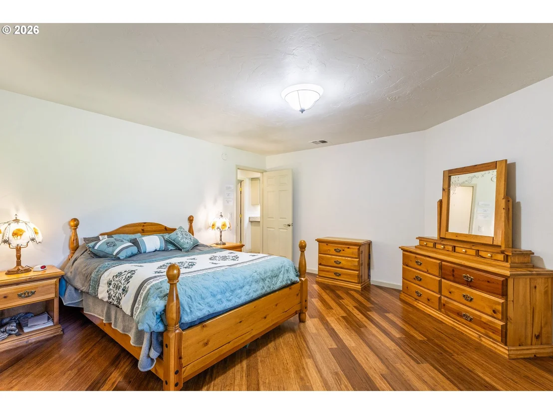 Photo of 757 ECHO DR