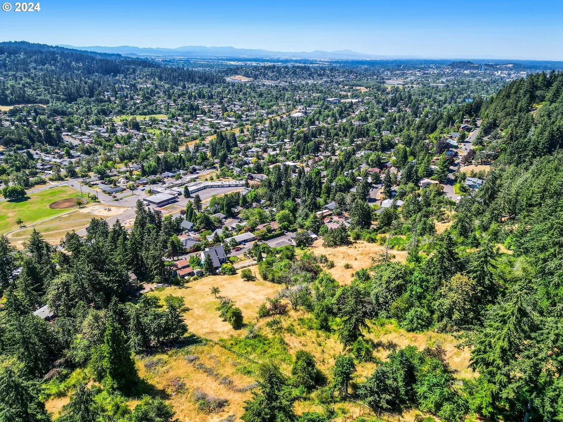 Photo of E 38TH AVE