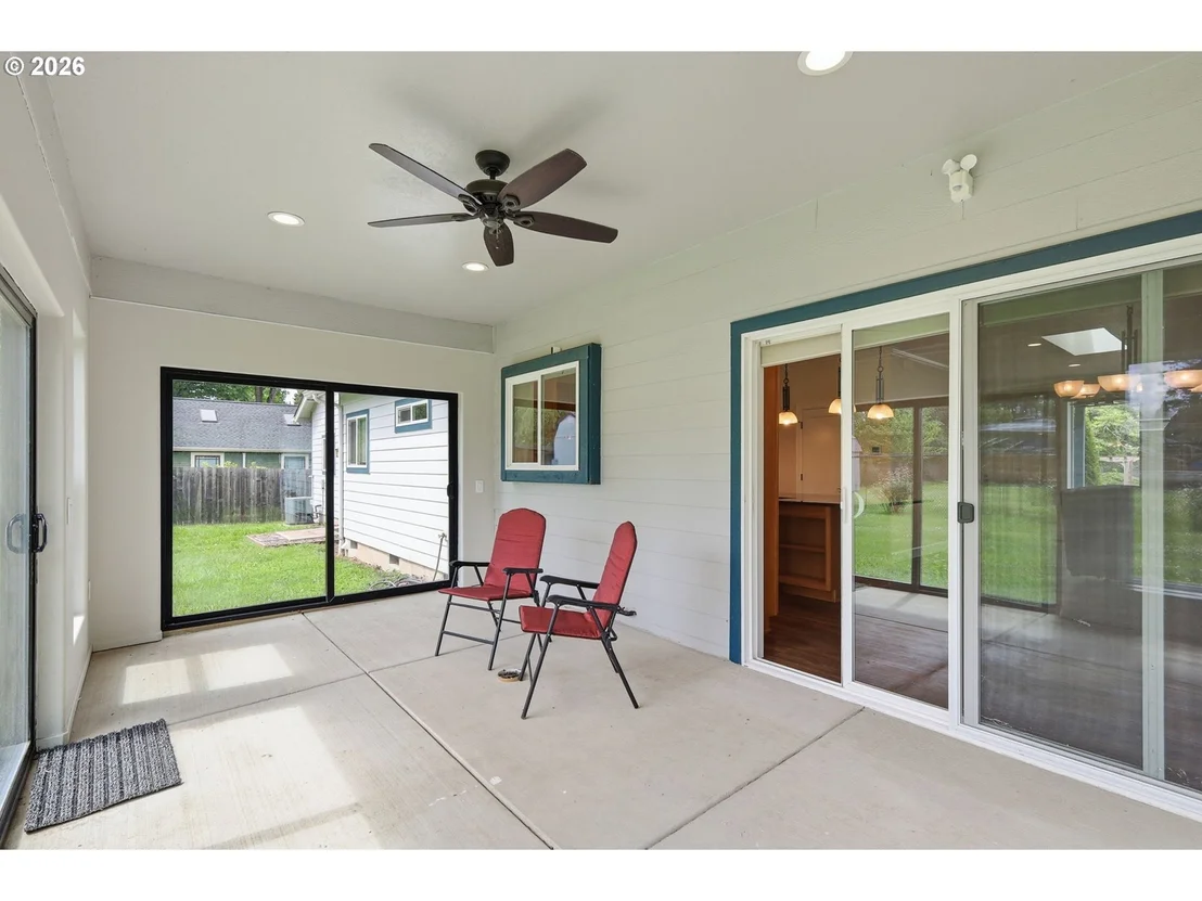 Photo of 106 HANSEN LN