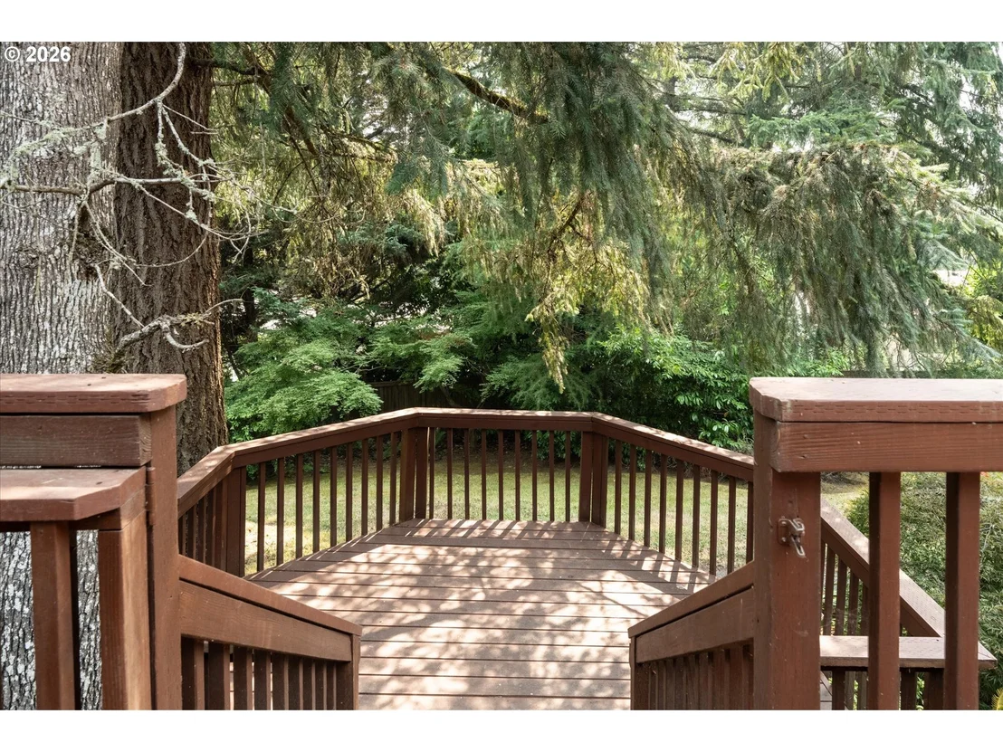 Photo of 2310 DOUGLAS DR