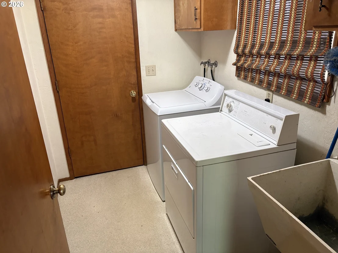 Photo of 392 S 37TH ST