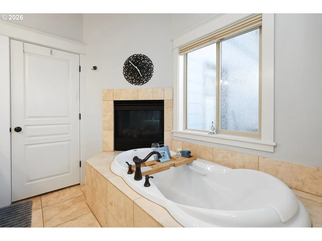 Photo of 347 LAZY AVE