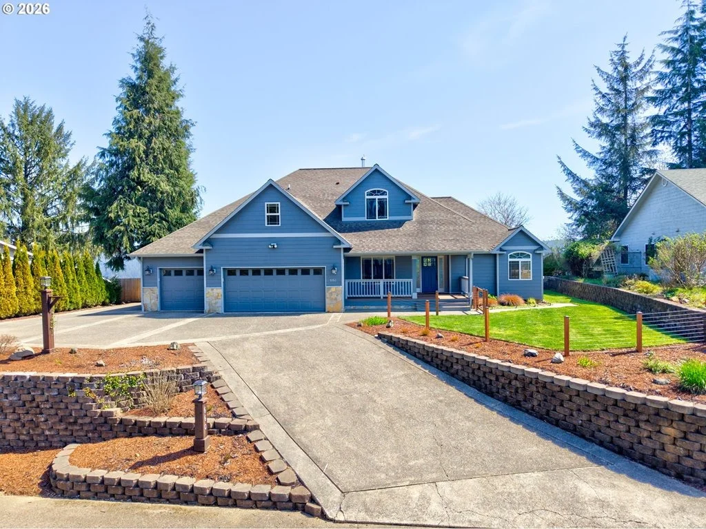 Photo of 660 18TH AVE