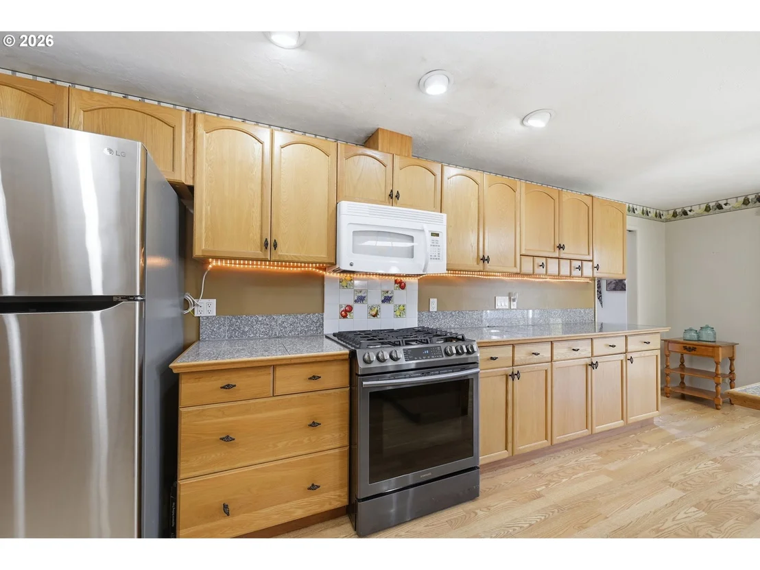 Photo of 4700 THUNDERBIRD ST