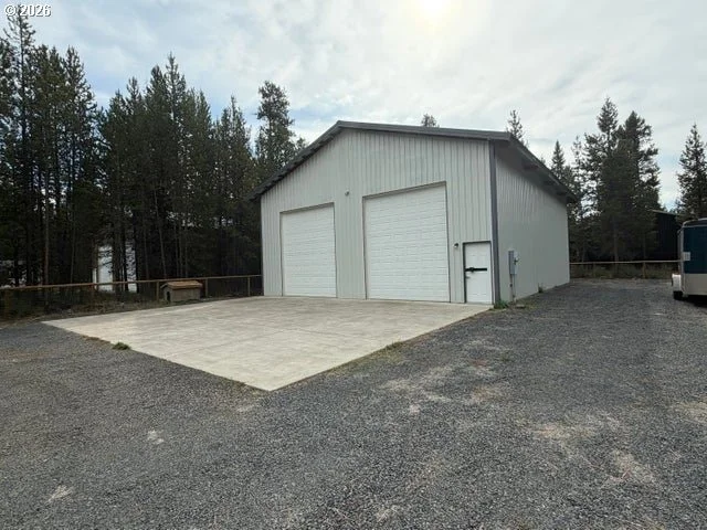 Photo of 17037 DOWNEY RD