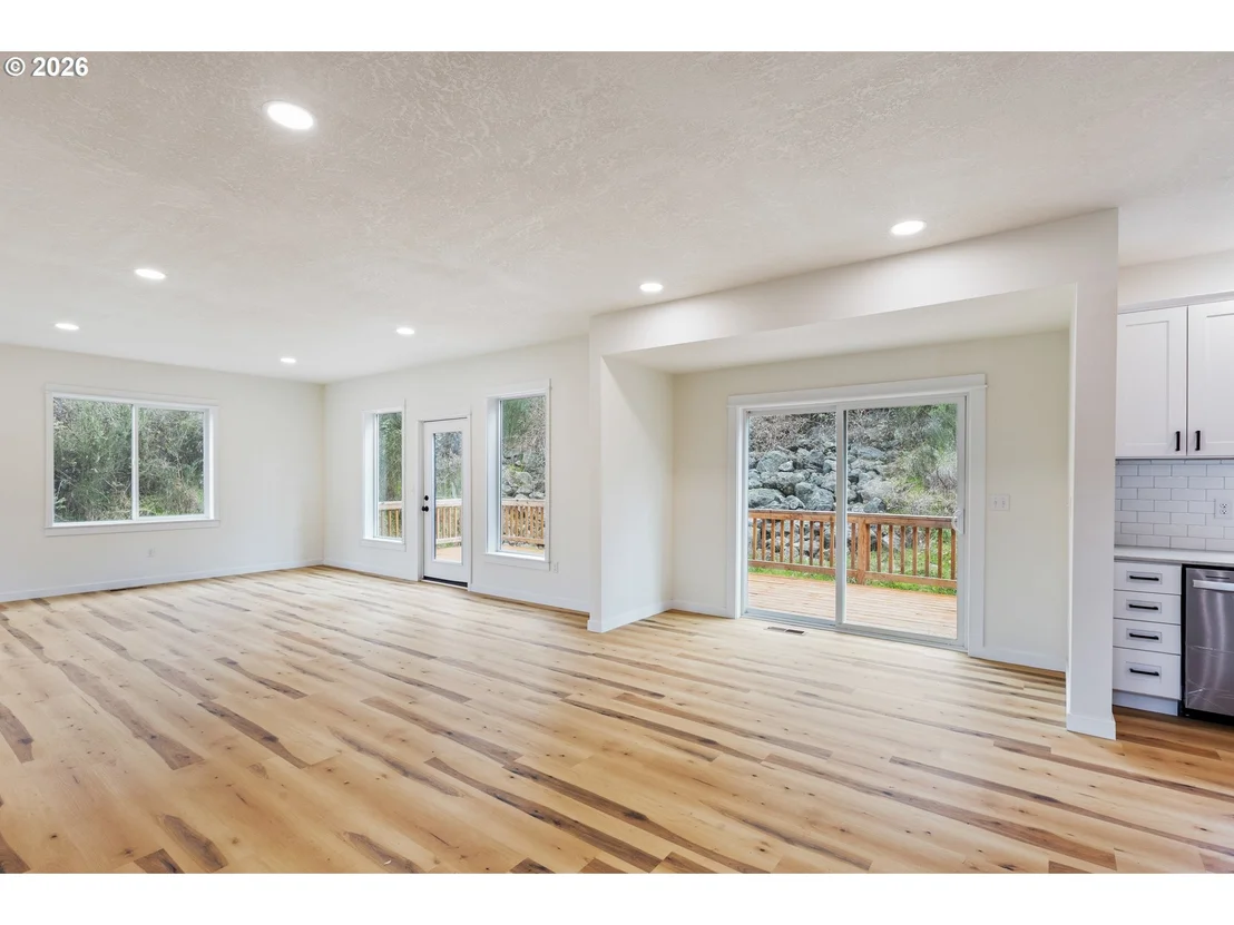 Photo of 610 TERRACE DR