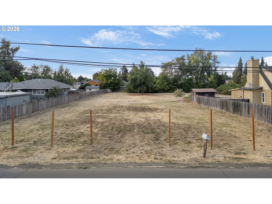 Photo of 185 FERNDALE DR