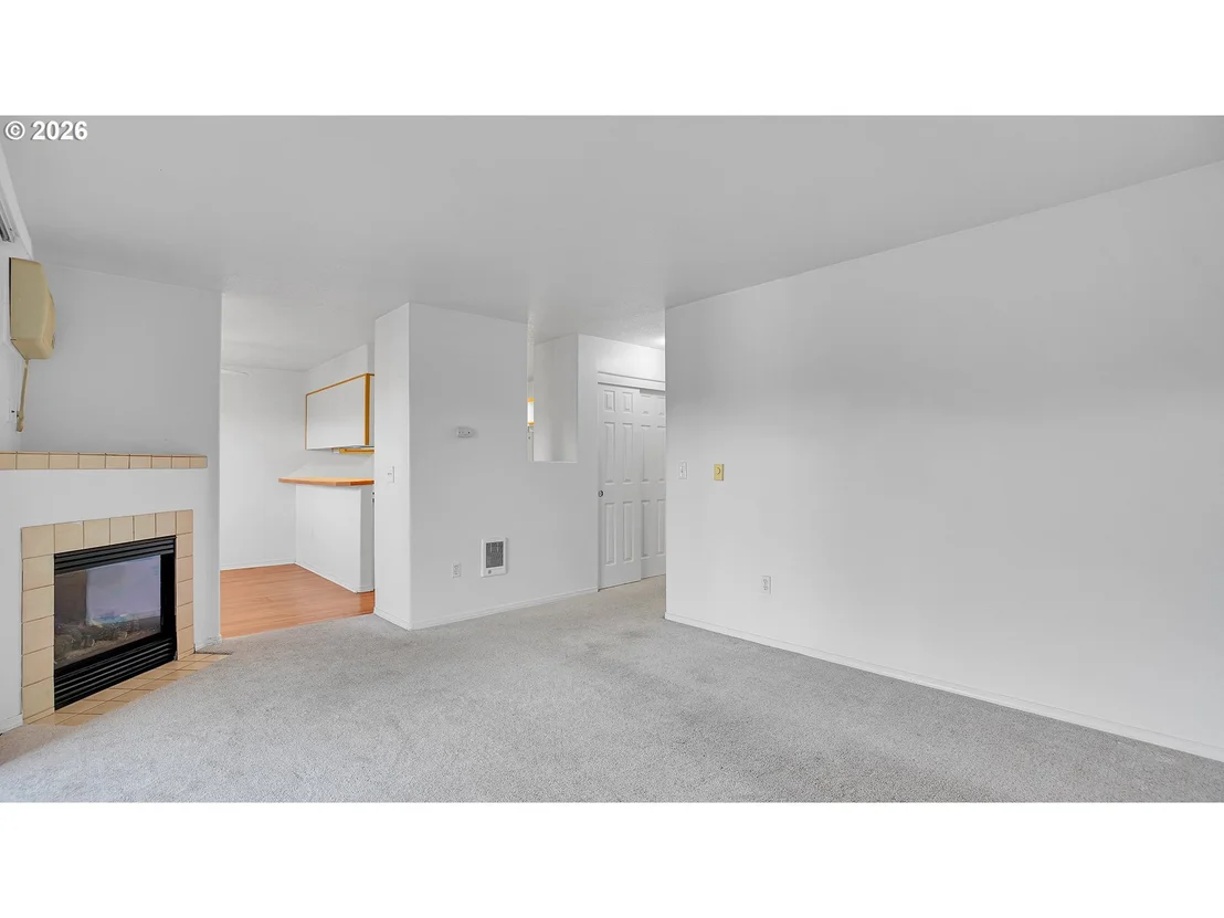 Photo of Unit 258 at 4614 W POWELL BLVD