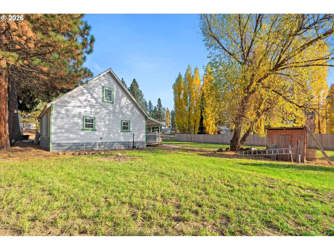 Photo of 237 BONANZA ST