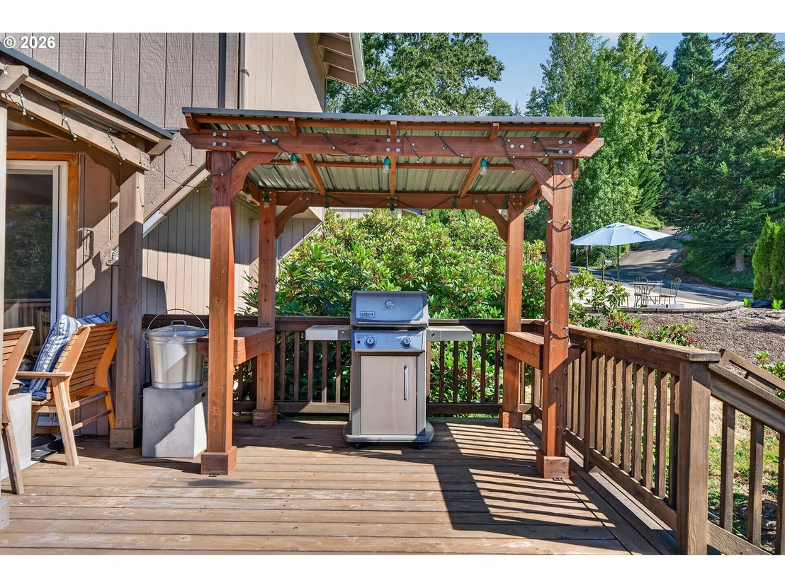 Photo of 207 W 52ND AVE