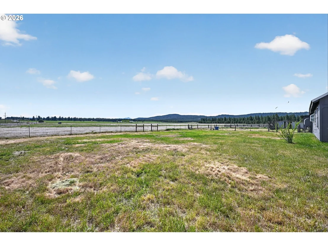 Photo of 25660 SPRAGUE RIVER RD