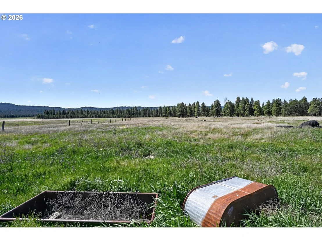 Photo of 25660 SPRAGUE RIVER RD