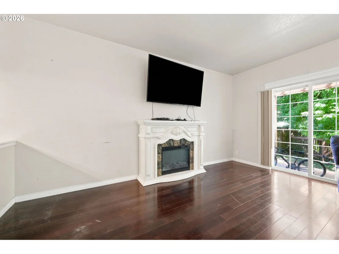 Photo of 4398 SPRING MEADOW AVE
