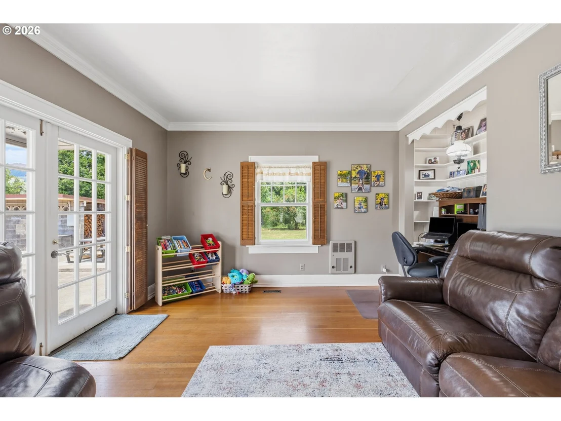 Photo of 1631 GLENBROOK LOOP RD