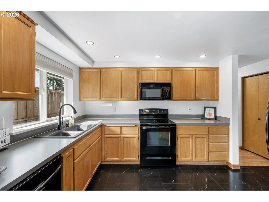Photo of 1101 CEDAR CT