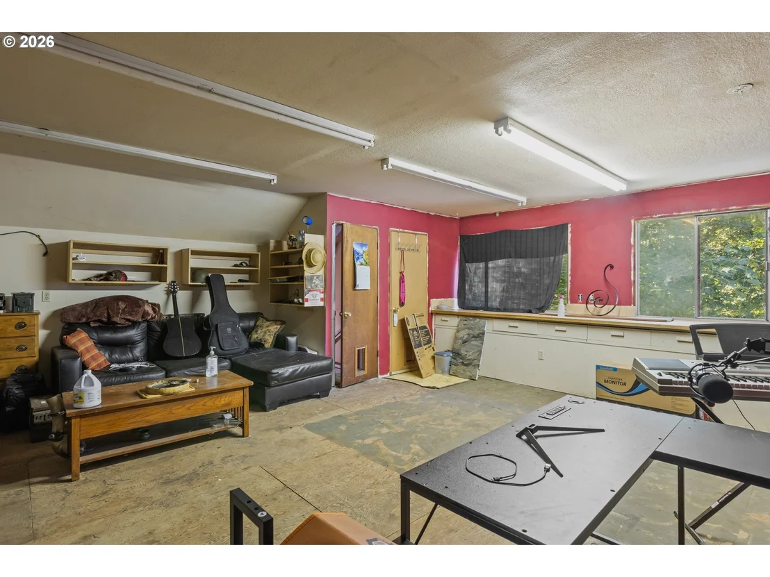 Photo of 123 BURCHARD DR