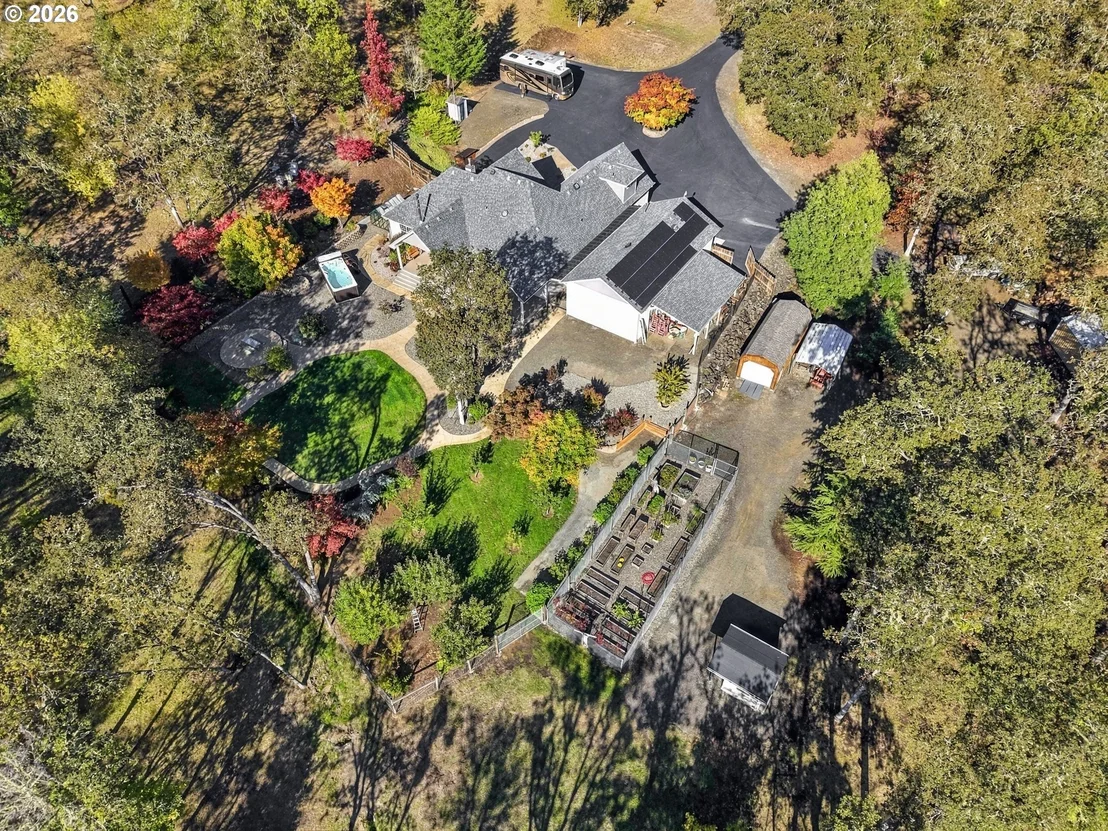 Photo of 711 SABLE DR