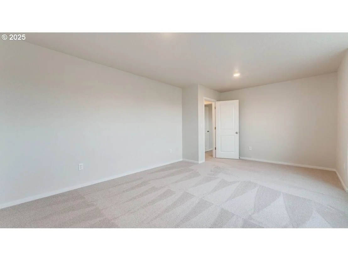 Photo of 4934 Elvis AVE NE