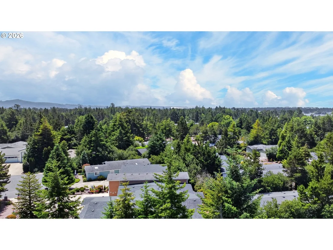 Photo of 438 SHERWOOD LOOP