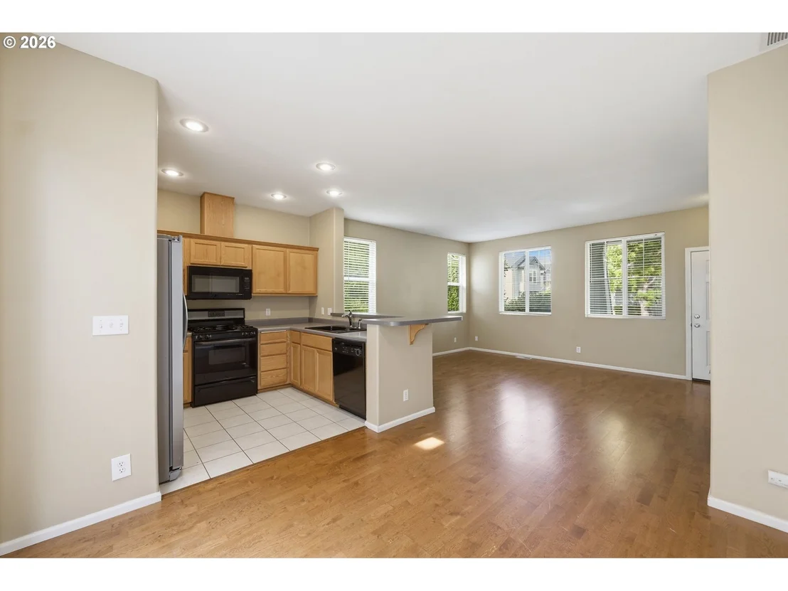 Photo of 1637 HAMLET LN