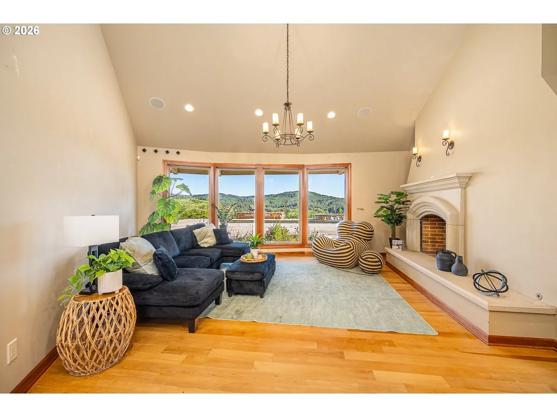 Photo of 85898 LORANE HWY