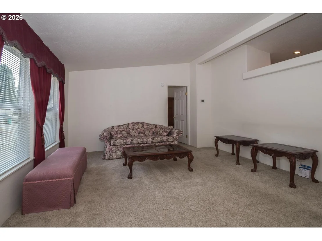 Photo of 119 SE 216TH AVE